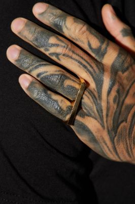 2 Finger Stainless Steel Ring - Gold made by Fashion Nova