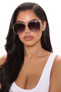 Looking For Me Aviator Sunglasses - Black/Gold sold by Fashion Nova