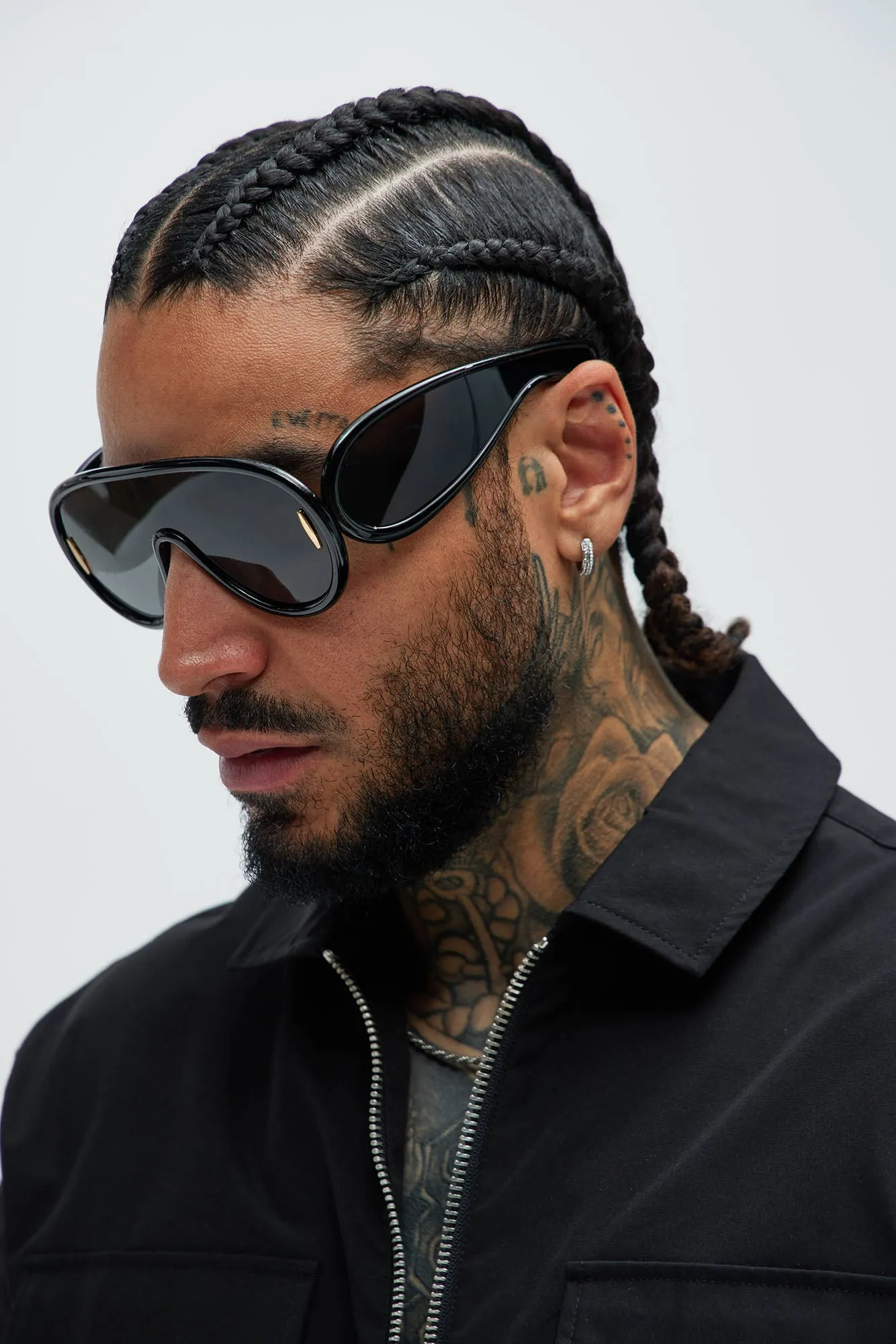 Frozen Presence Sunglasses - Black/Smoke sold by Fashion Nova