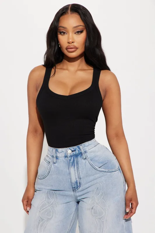Christy Ribbed Tee - Black sold by Fashion Nova
