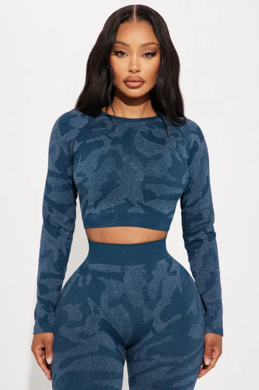 Go Hard Seamless Active Top - Navy/combo sold by Fashion Nova