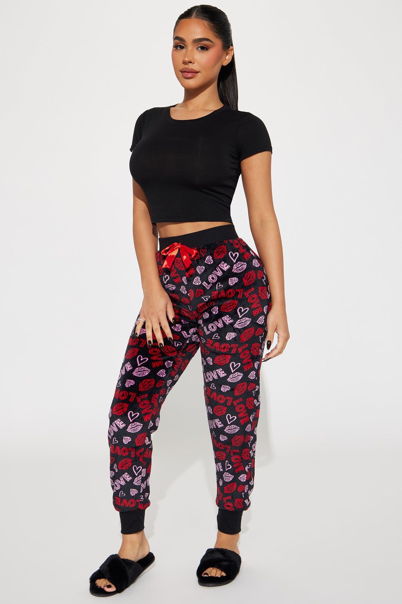 Kisses And Hearts Plush PJ Joggers - Red/Black sold by Fashion Nova