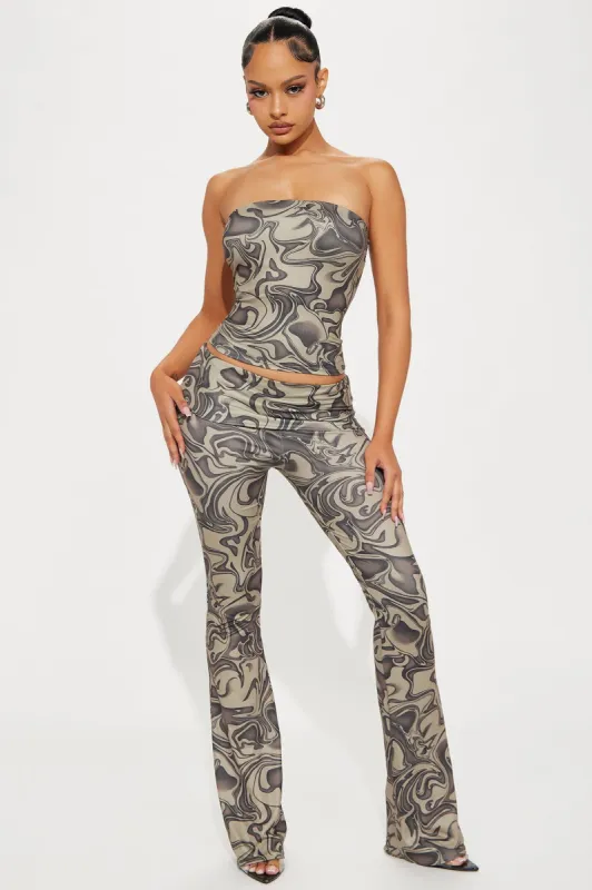 Desert Vibe Pant Set - Taupe/combo sold by Fashion Nova