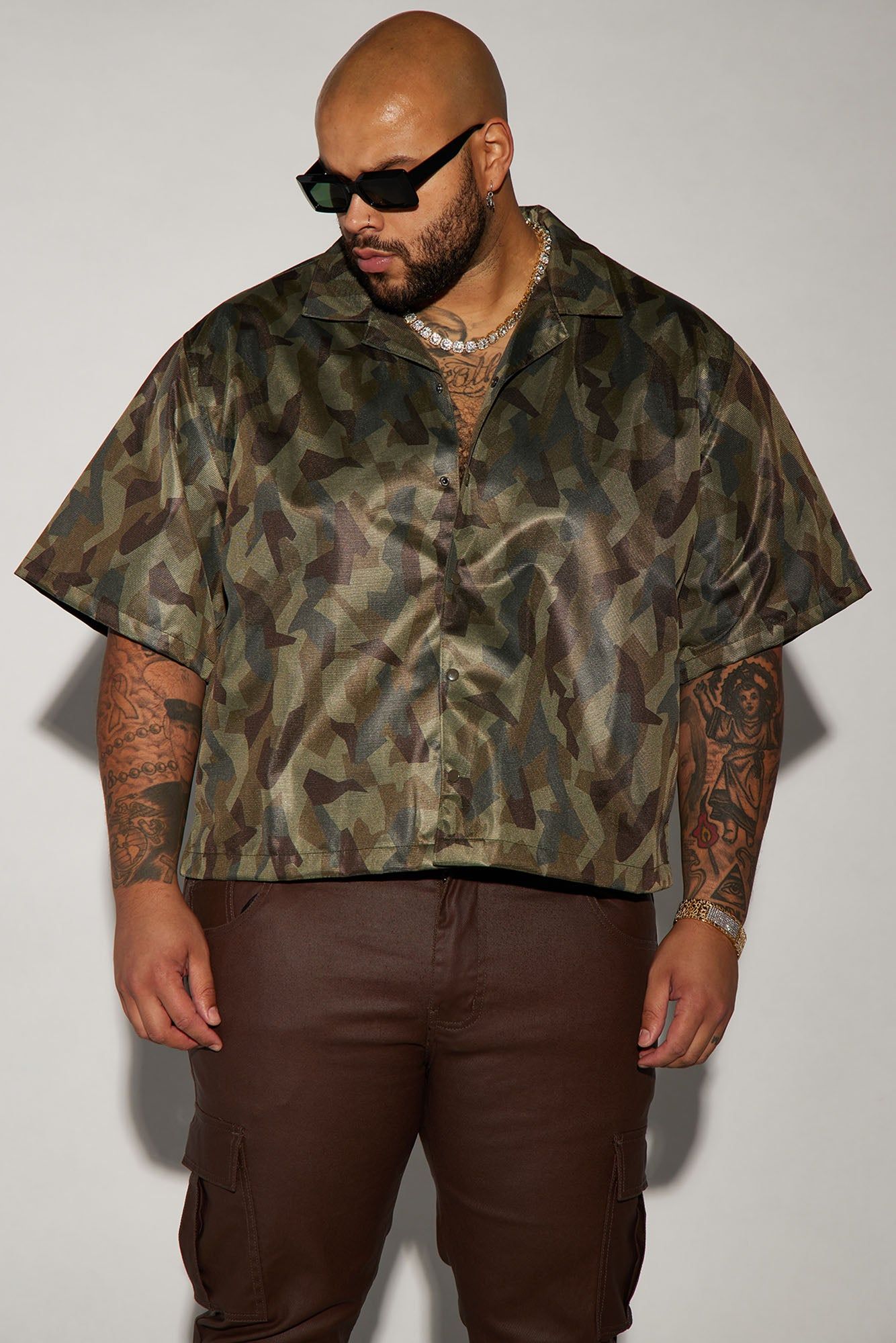 Out The Trenches Cropped Button Up - Olive/combo sold by Fashion Nova product image thumbnail 2