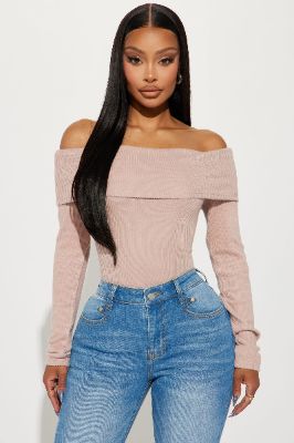 Sydney Off Shoulder Bodysuit - Mauve sold by Fashion Nova