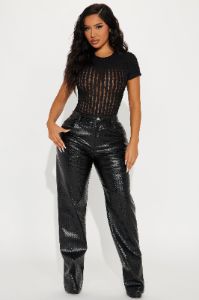 Tiana Textured Bodysuit - Black sold by Fashion Nova