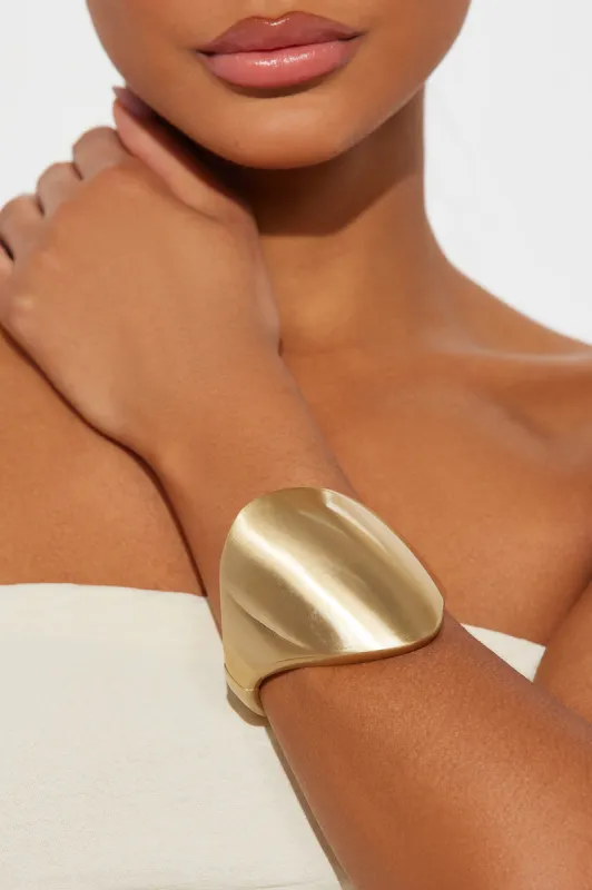 Bronzed Sugar Cuff - Gold sold by Fashion Nova