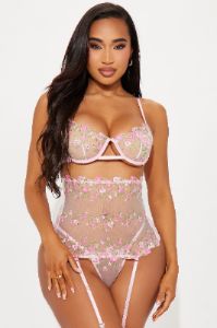 Floral Essence Embroidered 3 Piece Garter Set - Pink sold by Fashion Nova