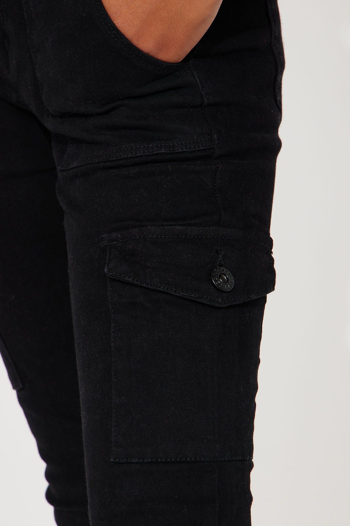Mini Everyday Skinny Cargo Pant - Black sold by Fashion Nova product image thumbnail 4