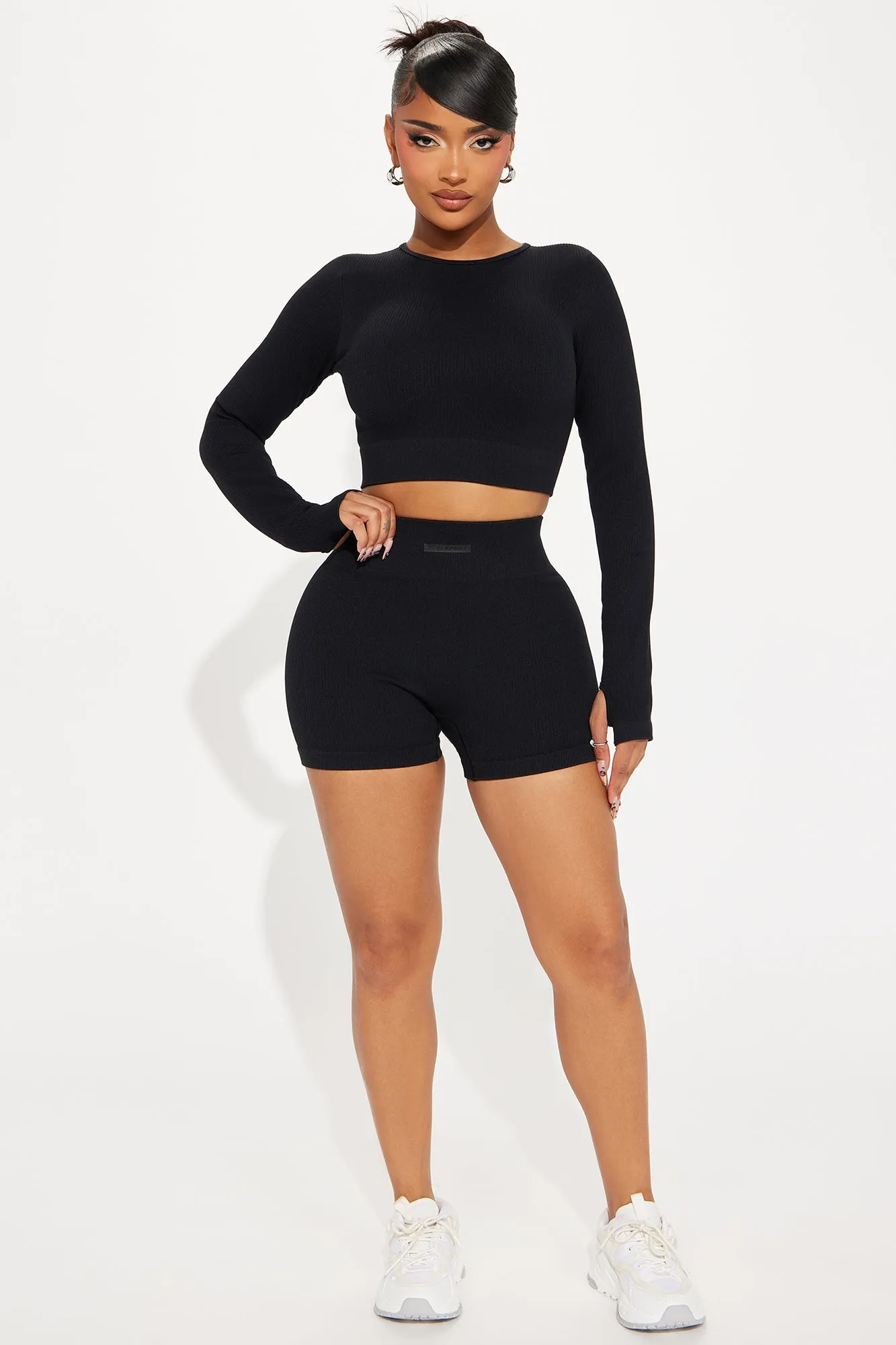 Ocean Run Effortless Seamless Active Set - Black sold by Fashion Nova