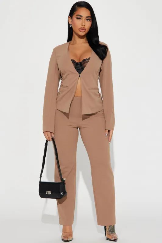 So Chic Pant Set - Mocha sold by Fashion Nova