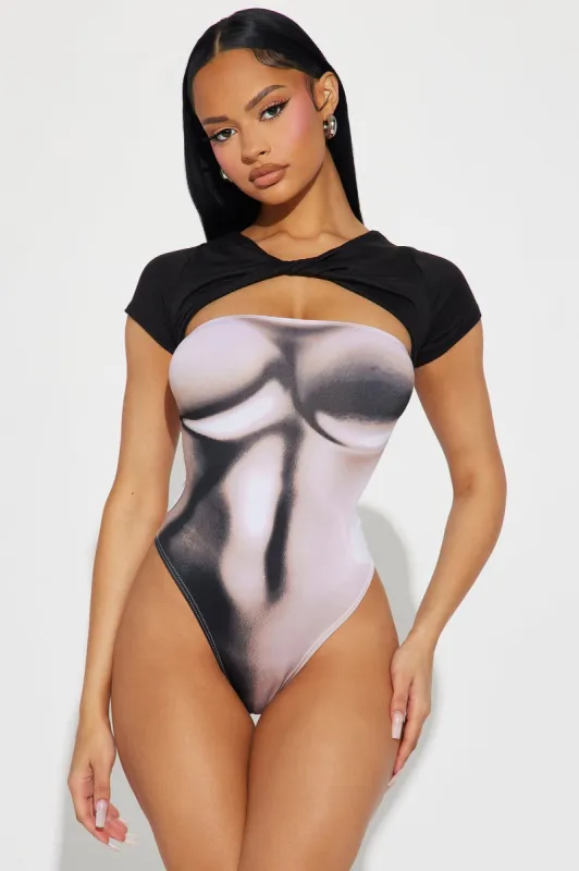 Hottest Vibe Short Sleeve Bodysuit - Taupe/combo sold by Fashion Nova