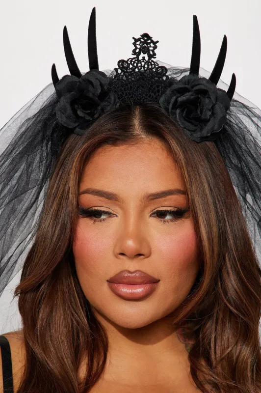 Gothic Bride Veil Headband - Black sold by Fashion Nova