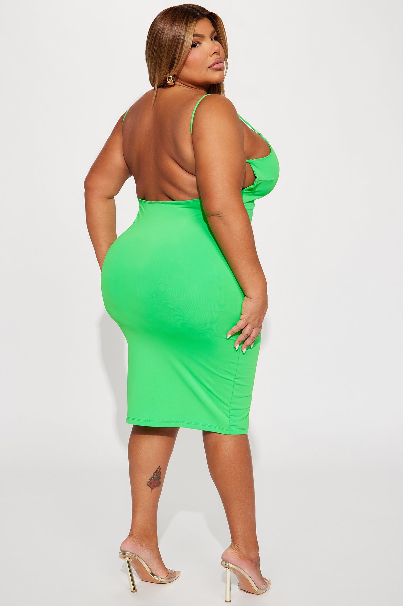 Gia Backless Sculpting Midi Dress - Green sold by Fashion Nova product image thumbnail 3