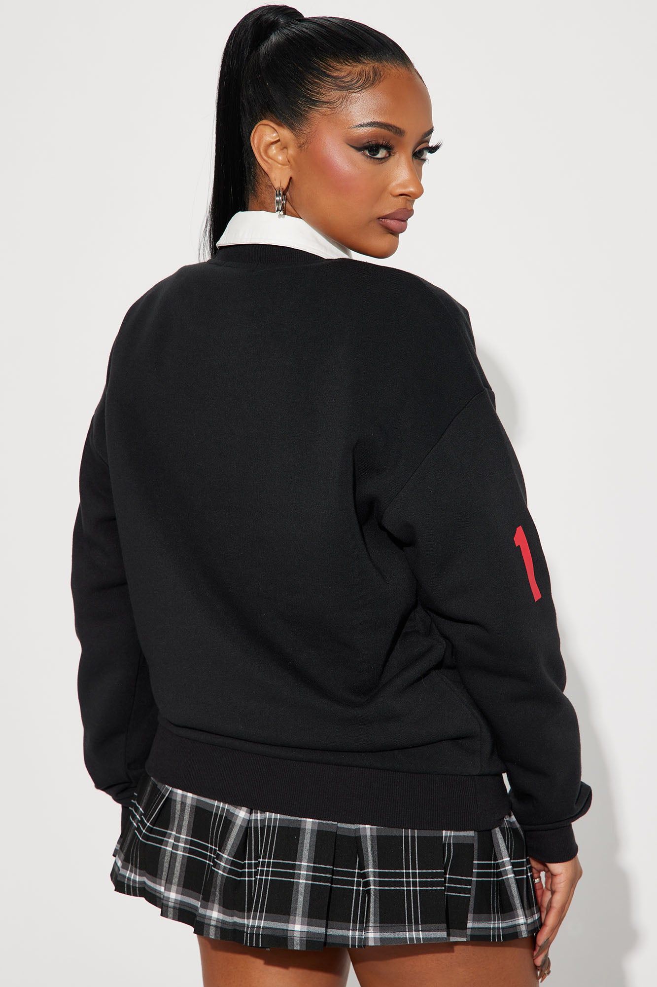 Manhattan NY Sweatshirt - Black sold by Fashion Nova product image thumbnail 4