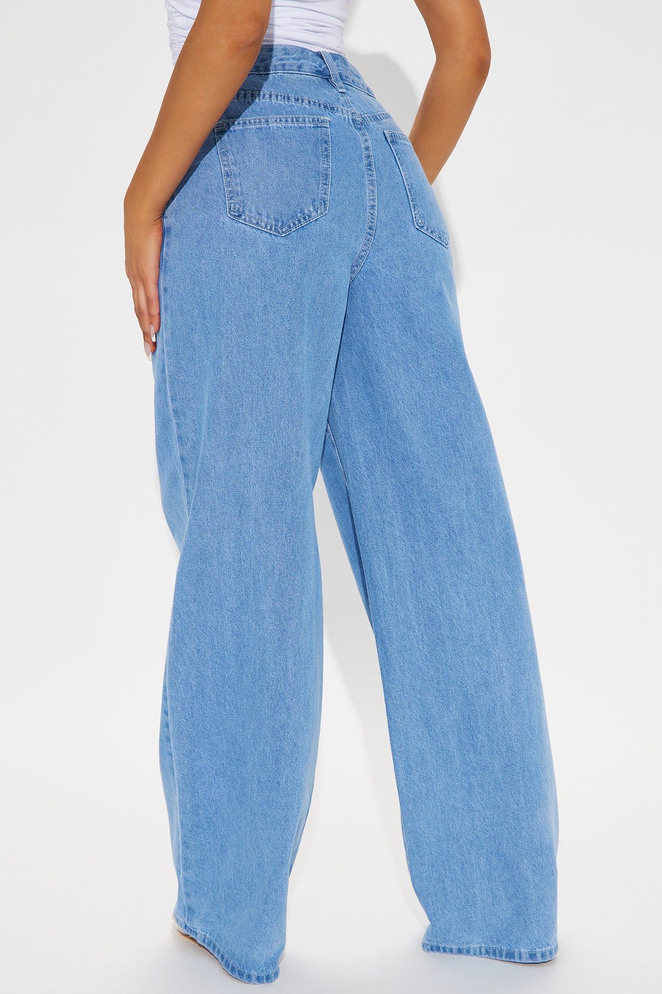 Main One Baggy Wide Leg Jeans - Light Wash sold by Fashion Nova product image thumbnail 4