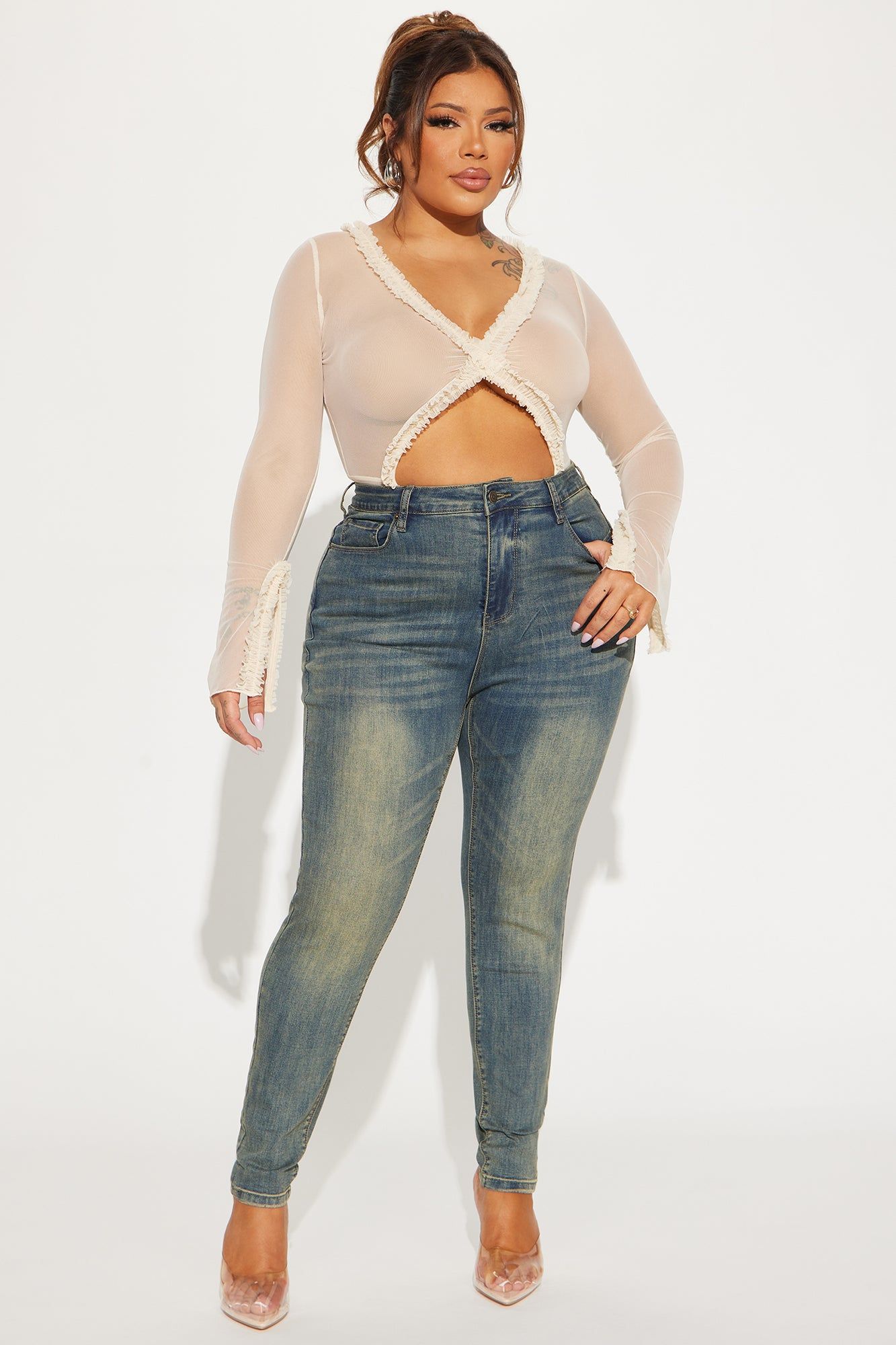 Isla Sculpting Skinny Jeans - Medium Wash sold by Fashion Nova product image thumbnail 4