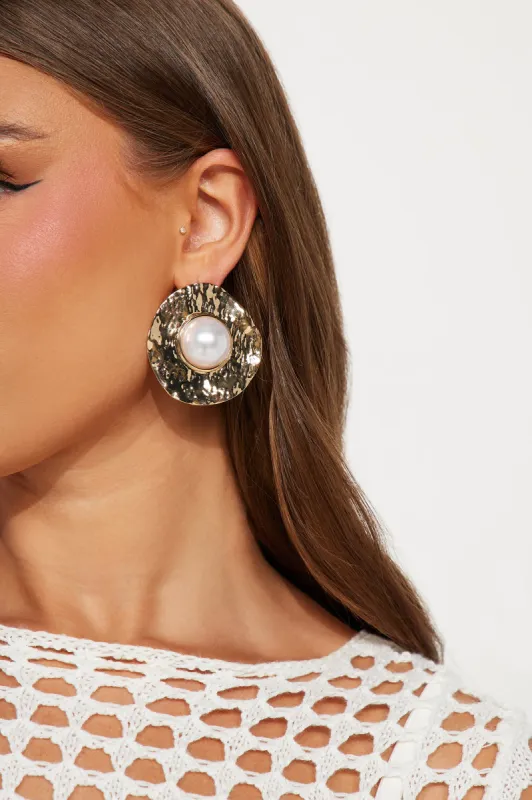 Pearl Girly Earrings - Gold sold by Fashion Nova