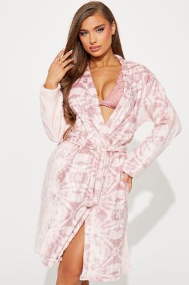 Chill Vibes Tonight PJ Plush Robe - Pink sold by Fashion Nova