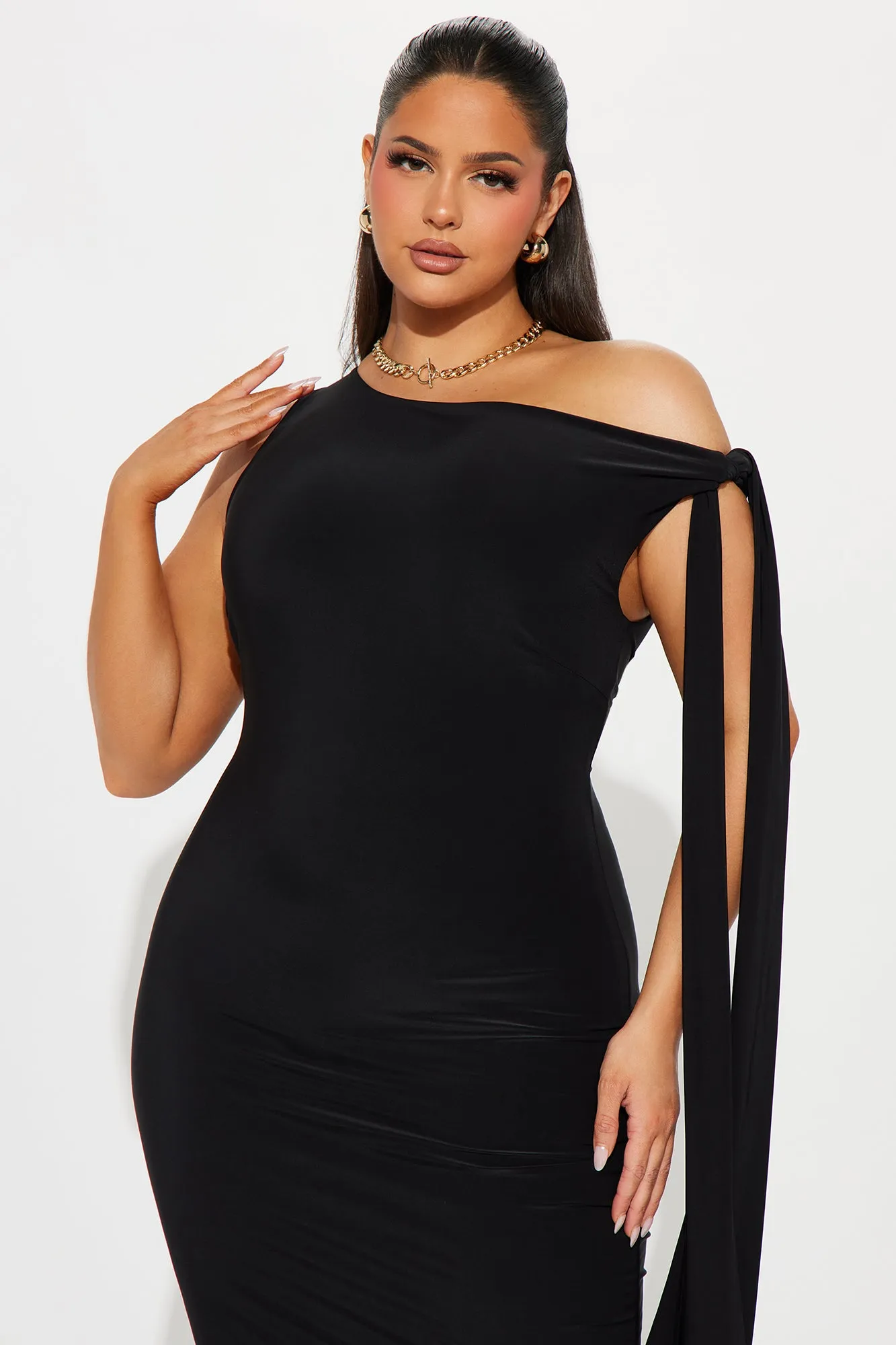 Olympia Twist One Shoulder Midi Dress - Black sold by Fashion Nova product image thumbnail 5