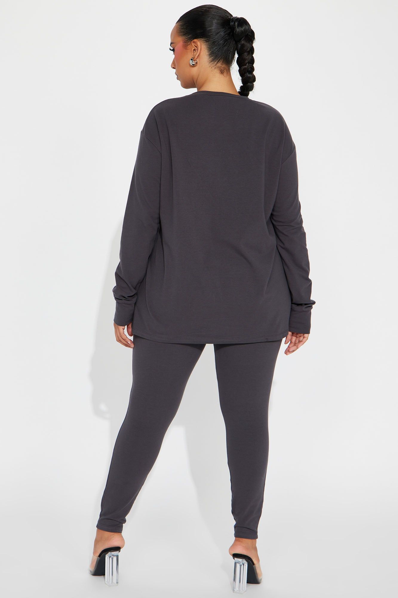 Legendary World Tour Legging Set - Charcoal sold by Fashion Nova product image thumbnail 7