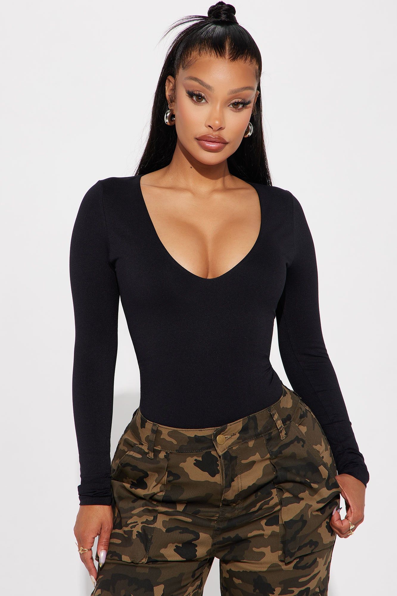 Next Level Plunge Bodysuit - Black sold by Fashion Nova product image thumbnail 3