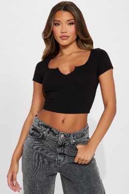 Sheyenne Ribbed Top - Black sold by Fashion Nova