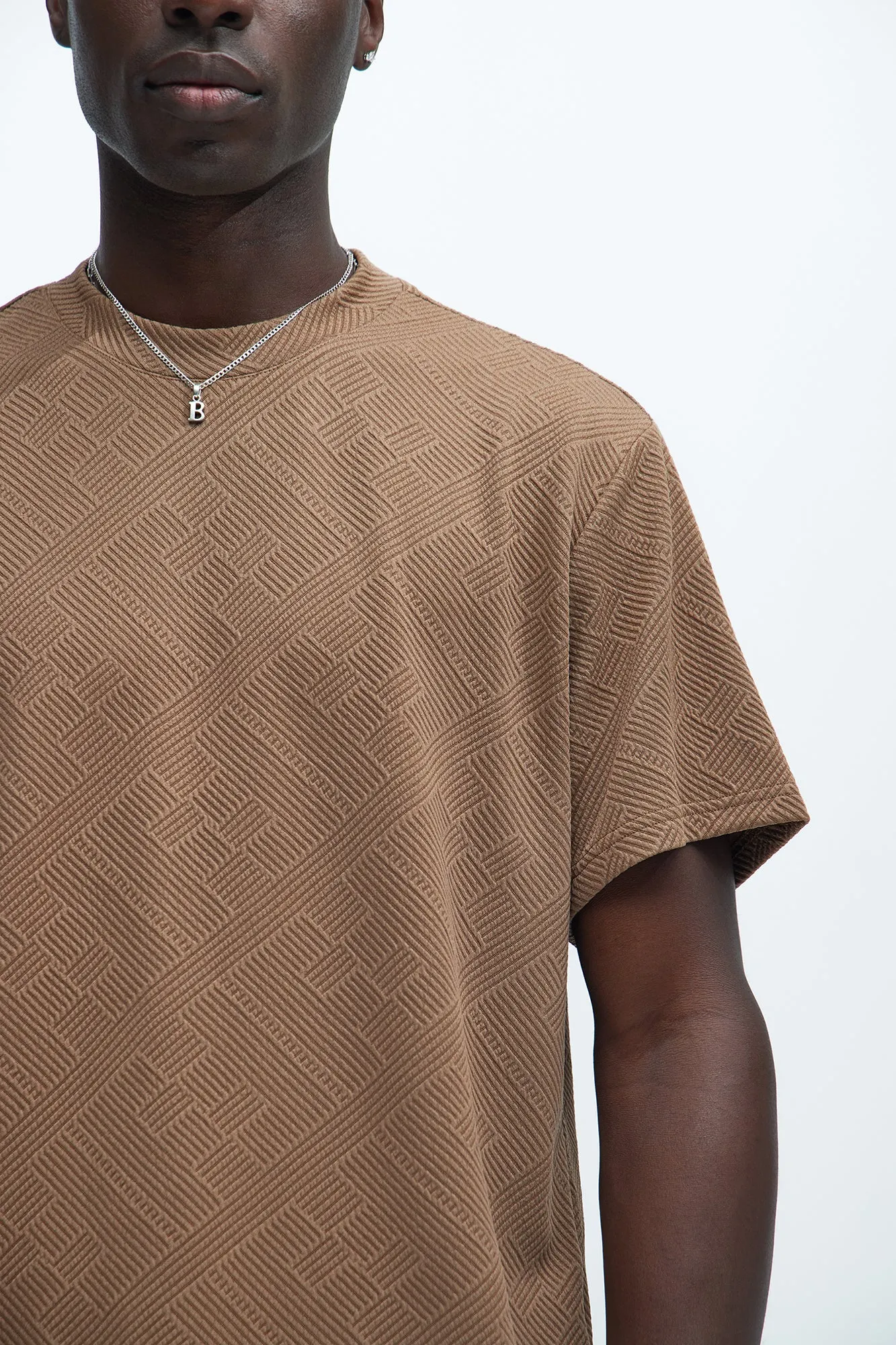 Easton Geo Textured Scallop Short Sleeve Tee - Brown sold by Fashion Nova product image thumbnail 3