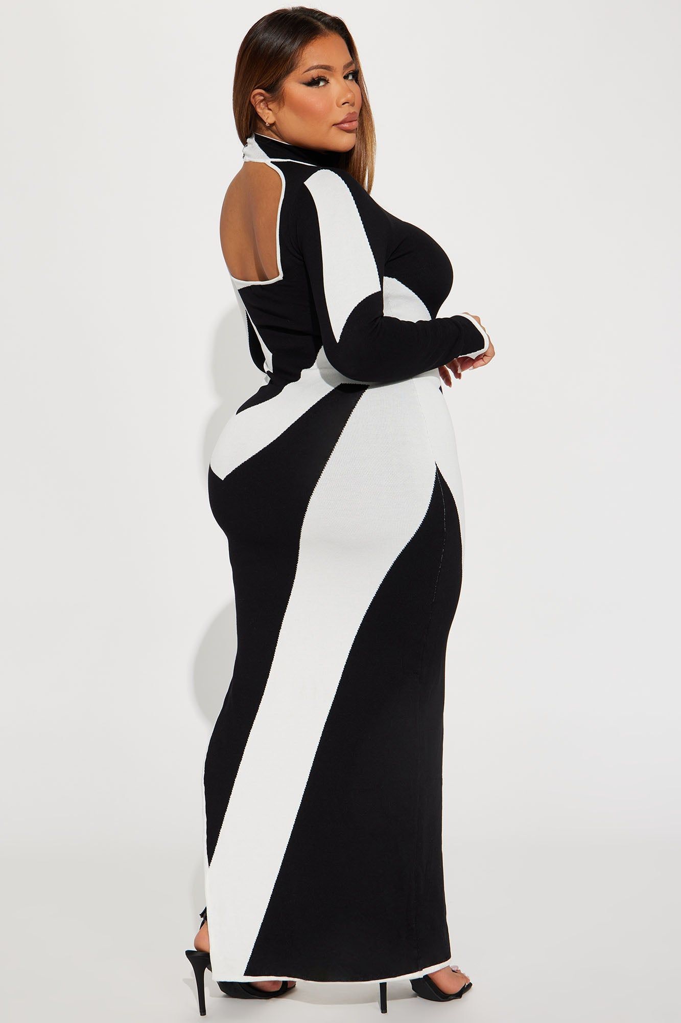 Abstract Long Sleeve Maxi Dress - Black/White sold by Fashion Nova product image thumbnail 6