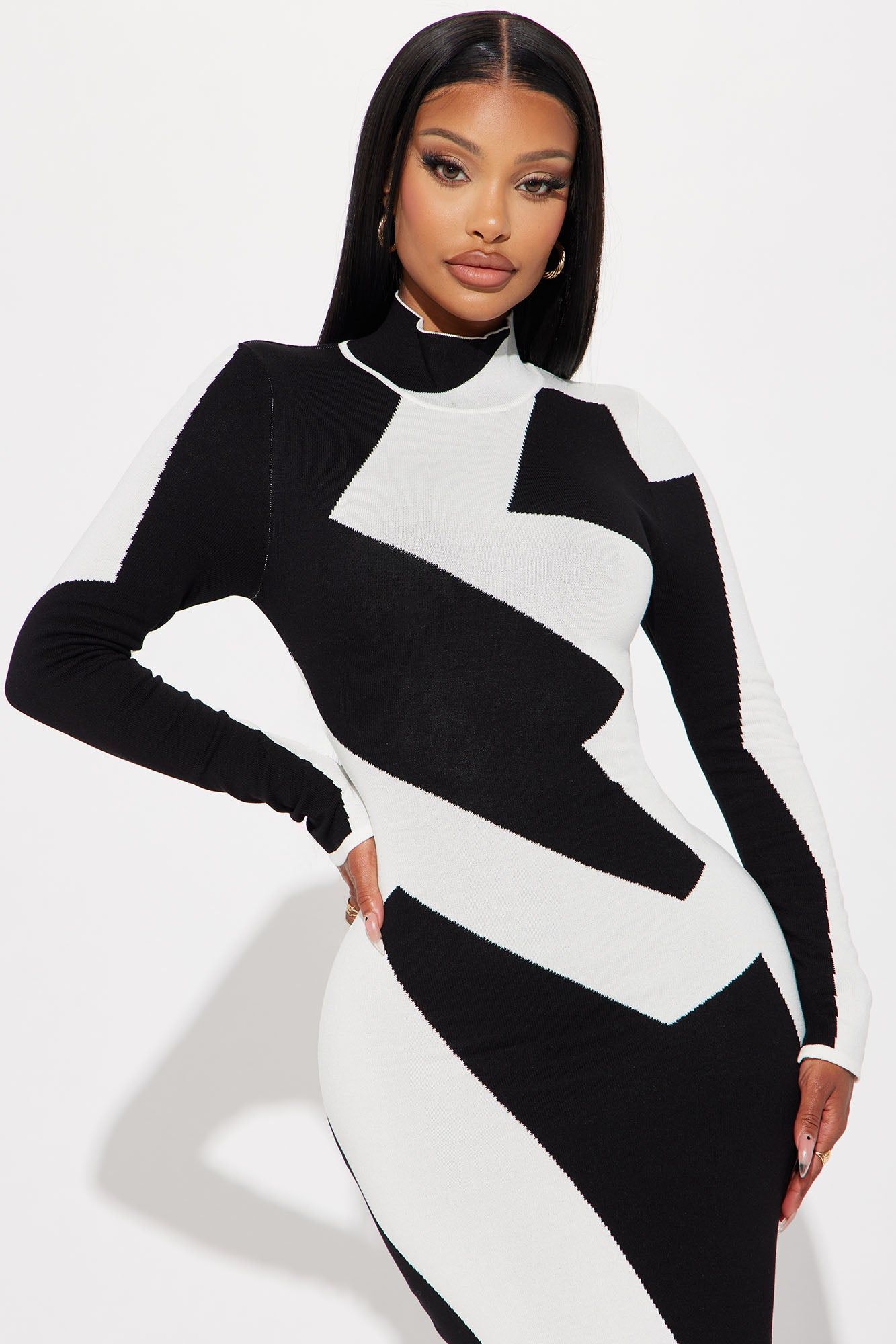 Abstract Long Sleeve Maxi Dress - Black/White sold by Fashion Nova product image thumbnail 2
