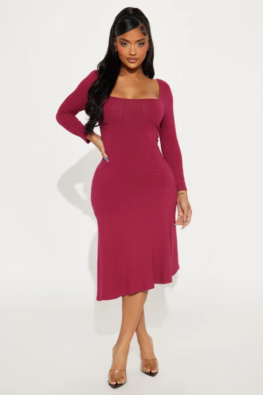 A Simple Life Ribbed Midi Dress - Magenta sold by Fashion Nova