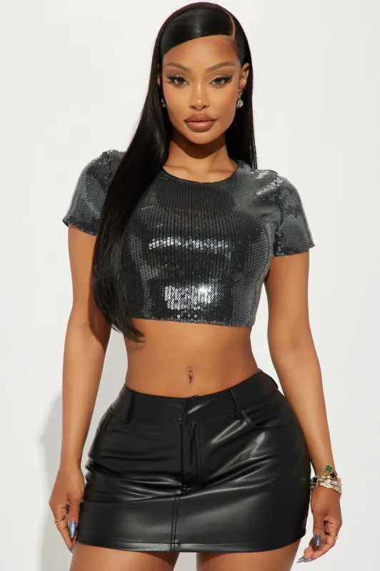 Party Doesn't Stop Sequin Top - Black sold by Fashion Nova