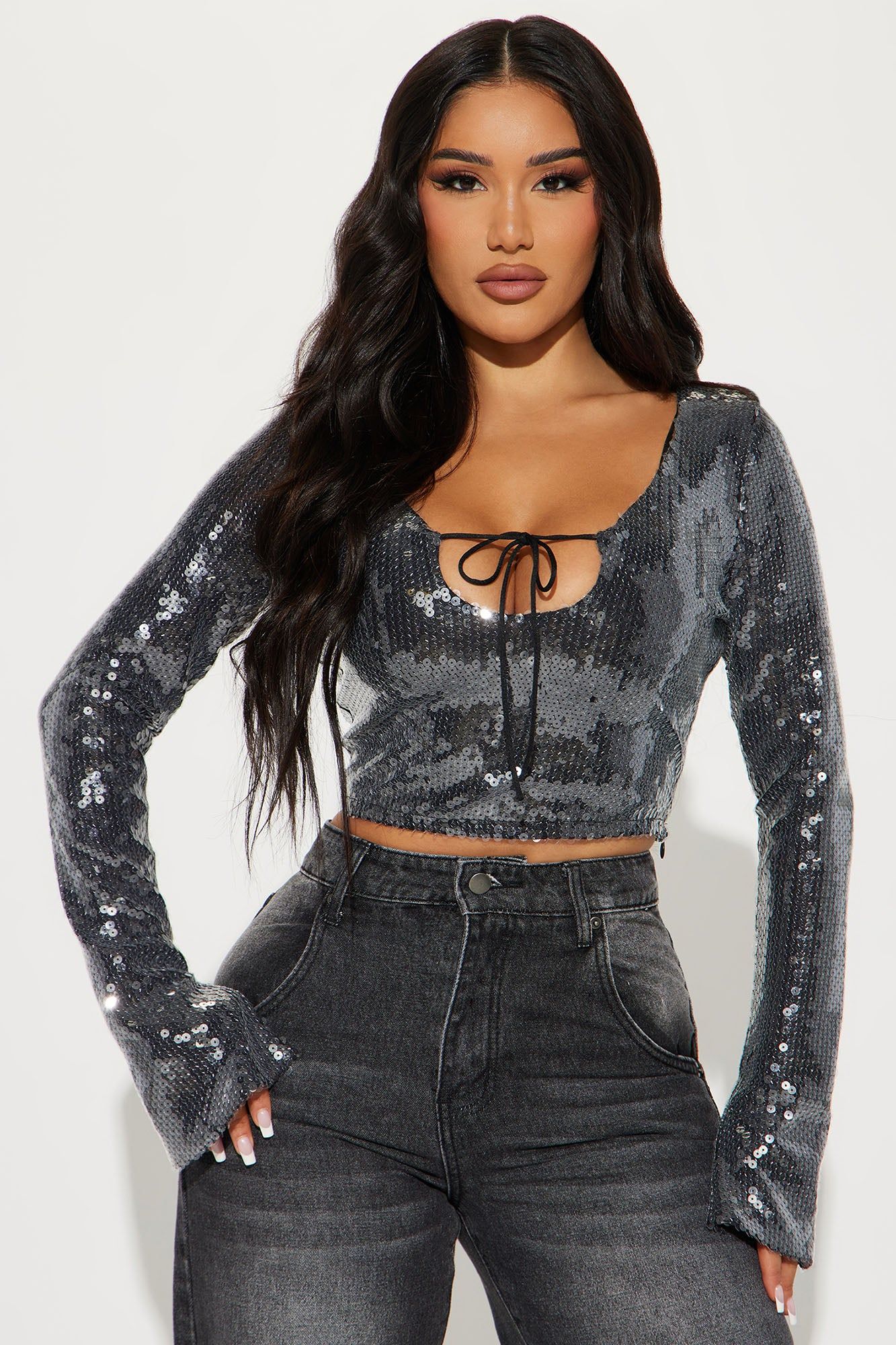 Tonight's Vibe Sequin Top - Black sold by Fashion Nova