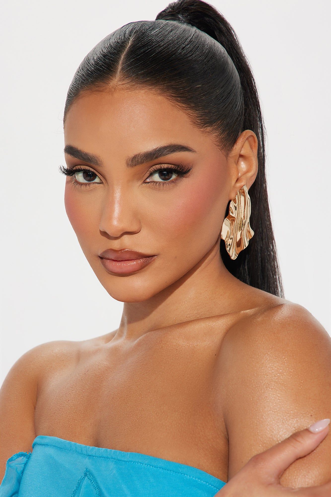 Vibe So Wavy Earrings - Gold sold by Fashion Nova product image thumbnail 2