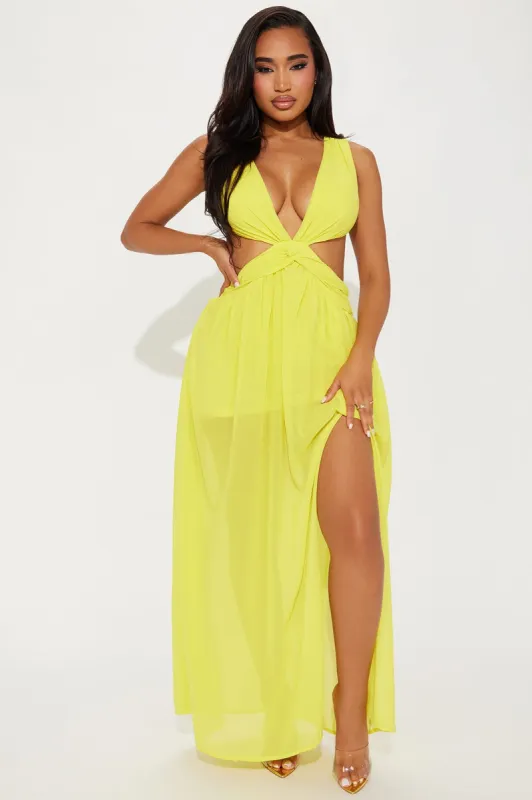 Kelli Chiffon Maxi Dress - Yellow sold by Fashion Nova