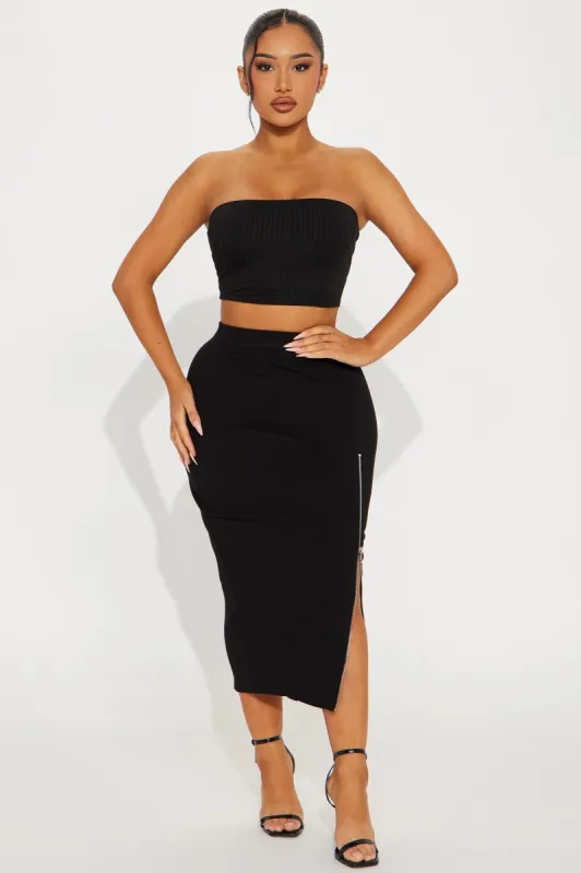 Zip It Heavy Ribbed Midi Skirt - Black sold by Fashion Nova