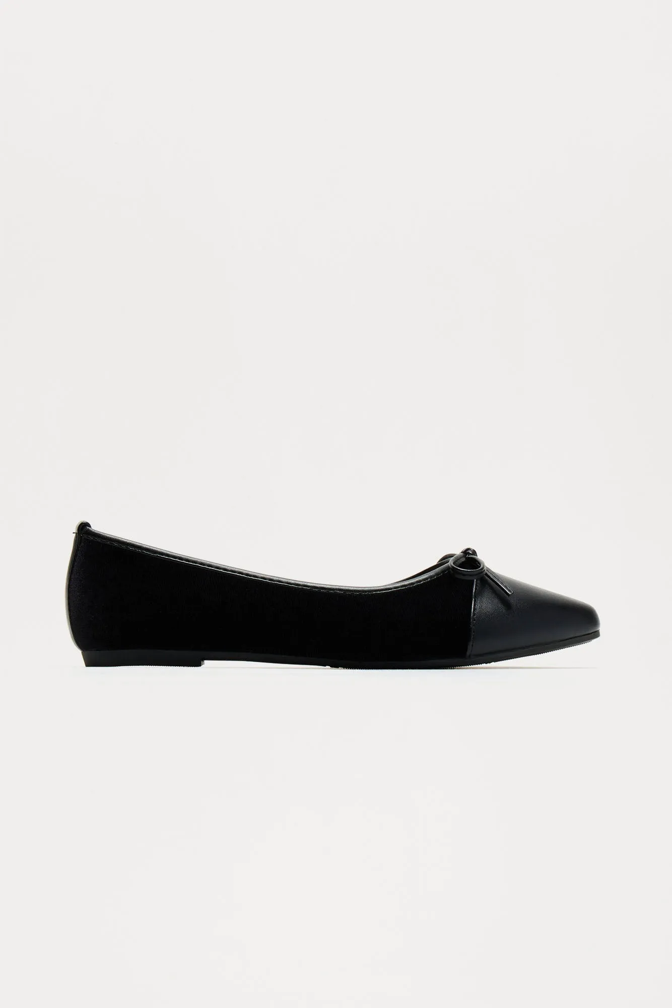 Serena Velvet Ballet Flats - Black sold by Fashion Nova