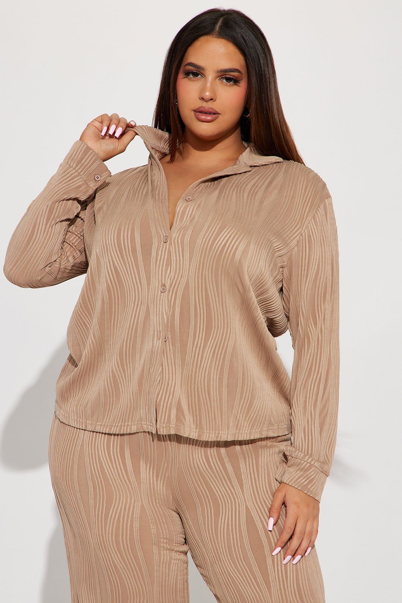 Anisa Textured Pant Set - Taupe sold by Fashion Nova product image thumbnail 5