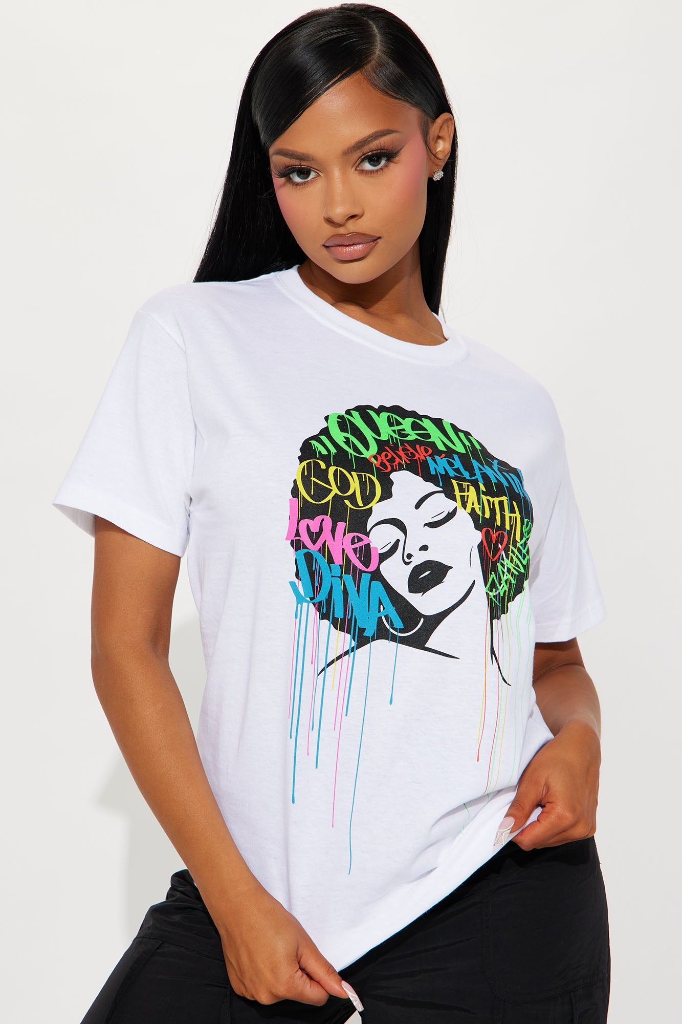 Queen Vibes Graphic Tshirt - White sold by Fashion Nova
