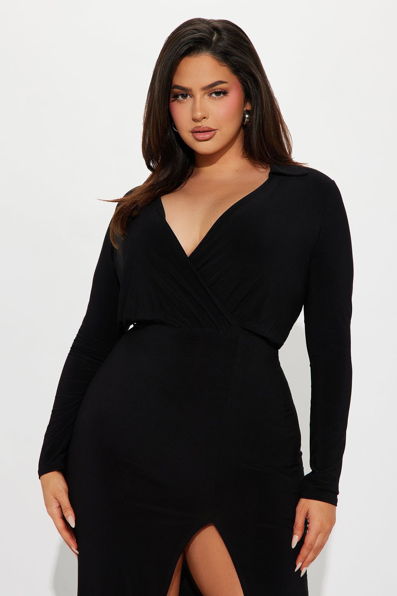 Marisa Collar Maxi Dress - Black sold by Fashion Nova product image thumbnail 5