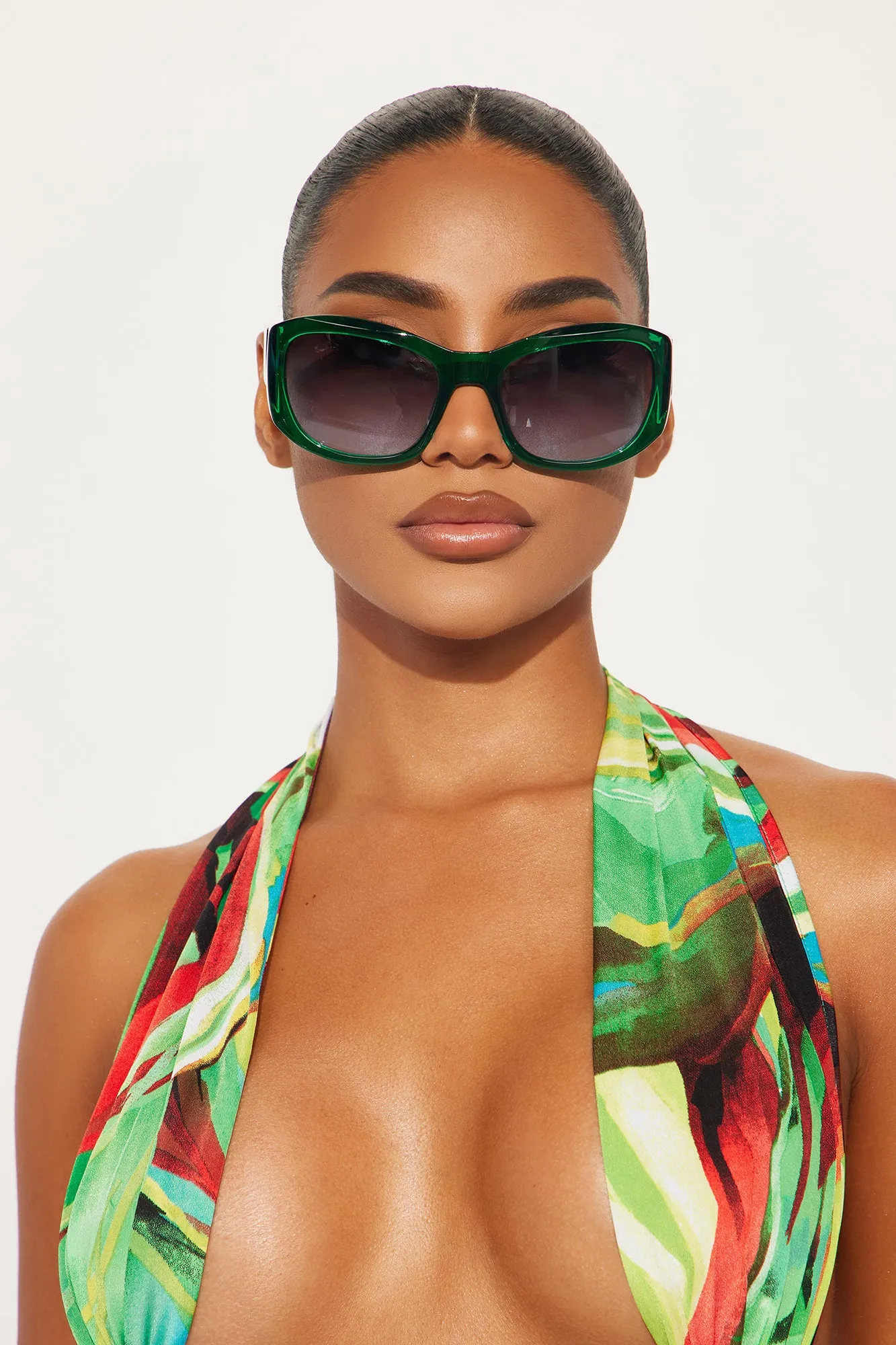Lucky Girl Syndrome Sunglasses - Green sold by Fashion Nova