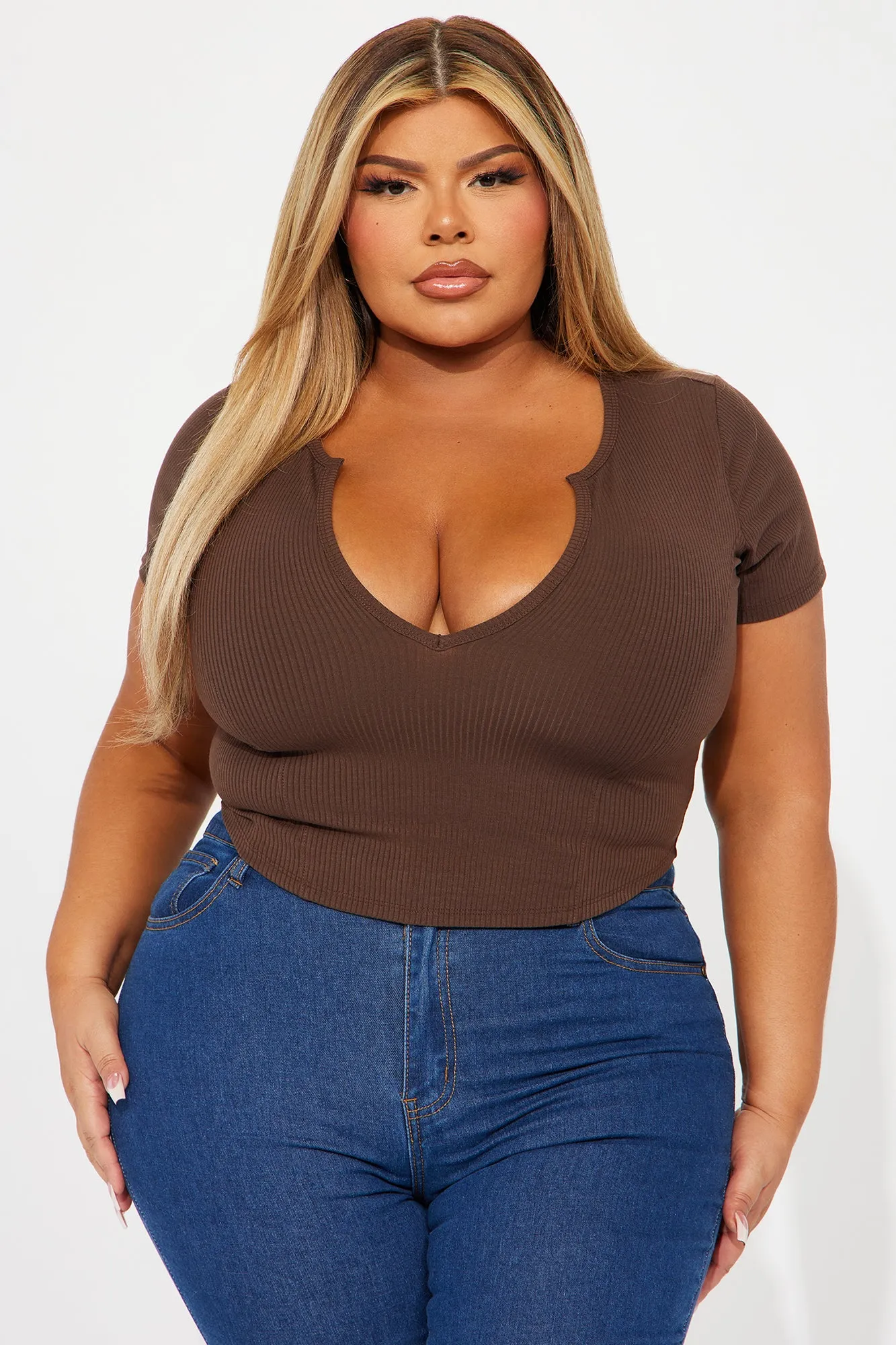 Valentina Plunge Crop Top - Chocolate sold by Fashion Nova product image thumbnail 4