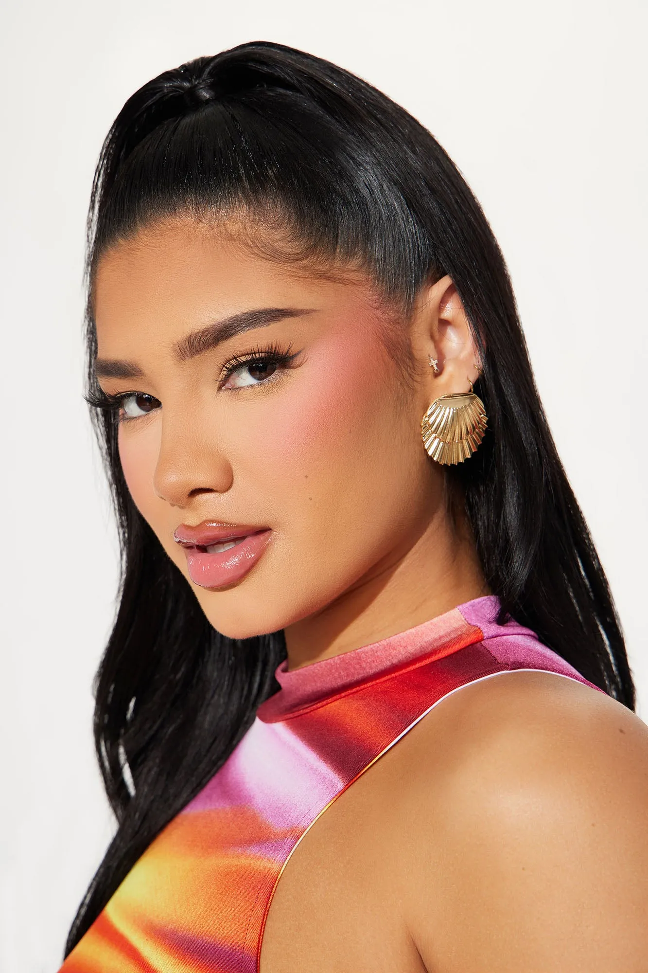 Turks And Caicos Shell Earrings - Gold sold by Fashion Nova product image thumbnail 2