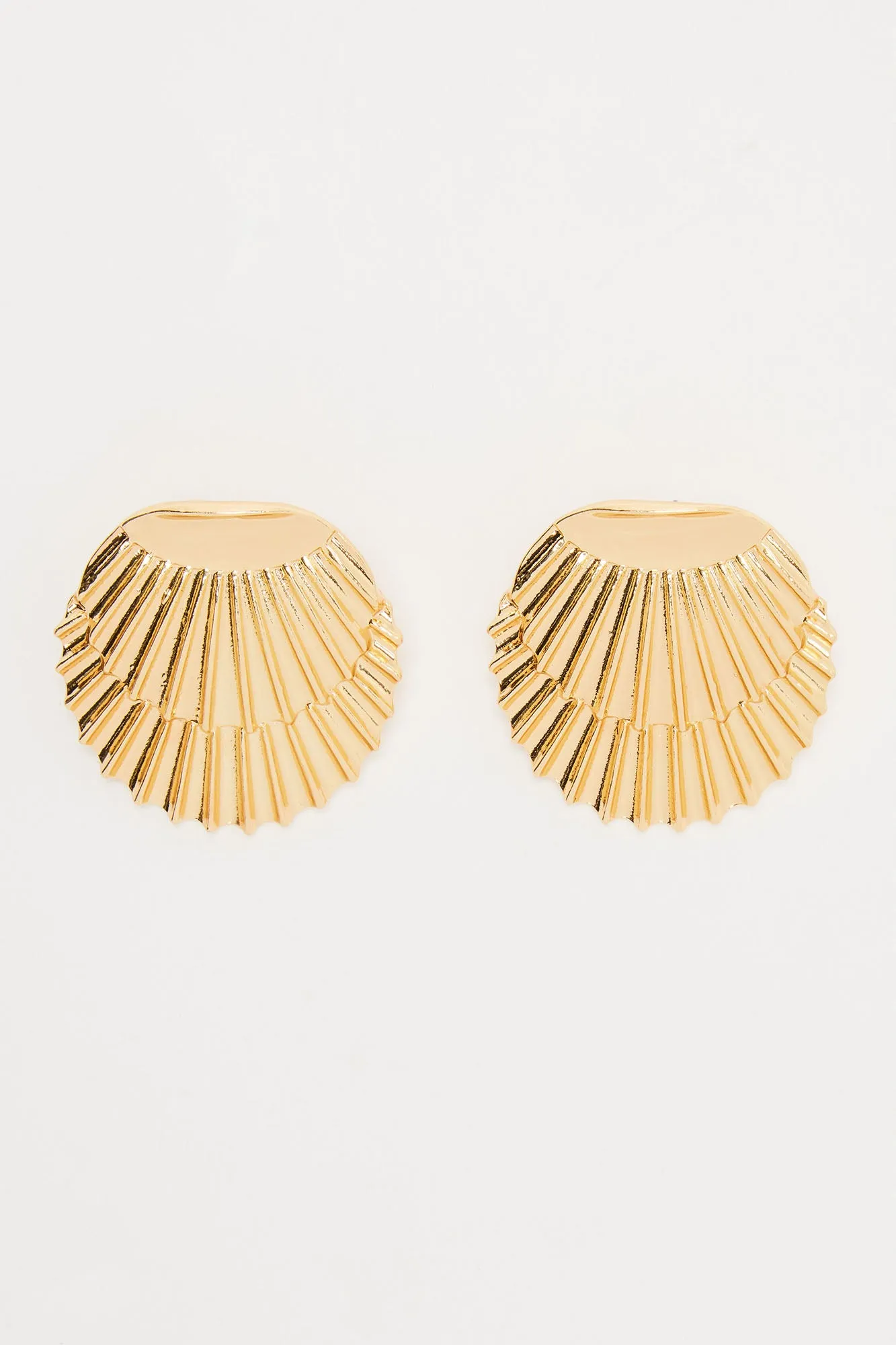Turks And Caicos Shell Earrings - Gold sold by Fashion Nova product image thumbnail 3