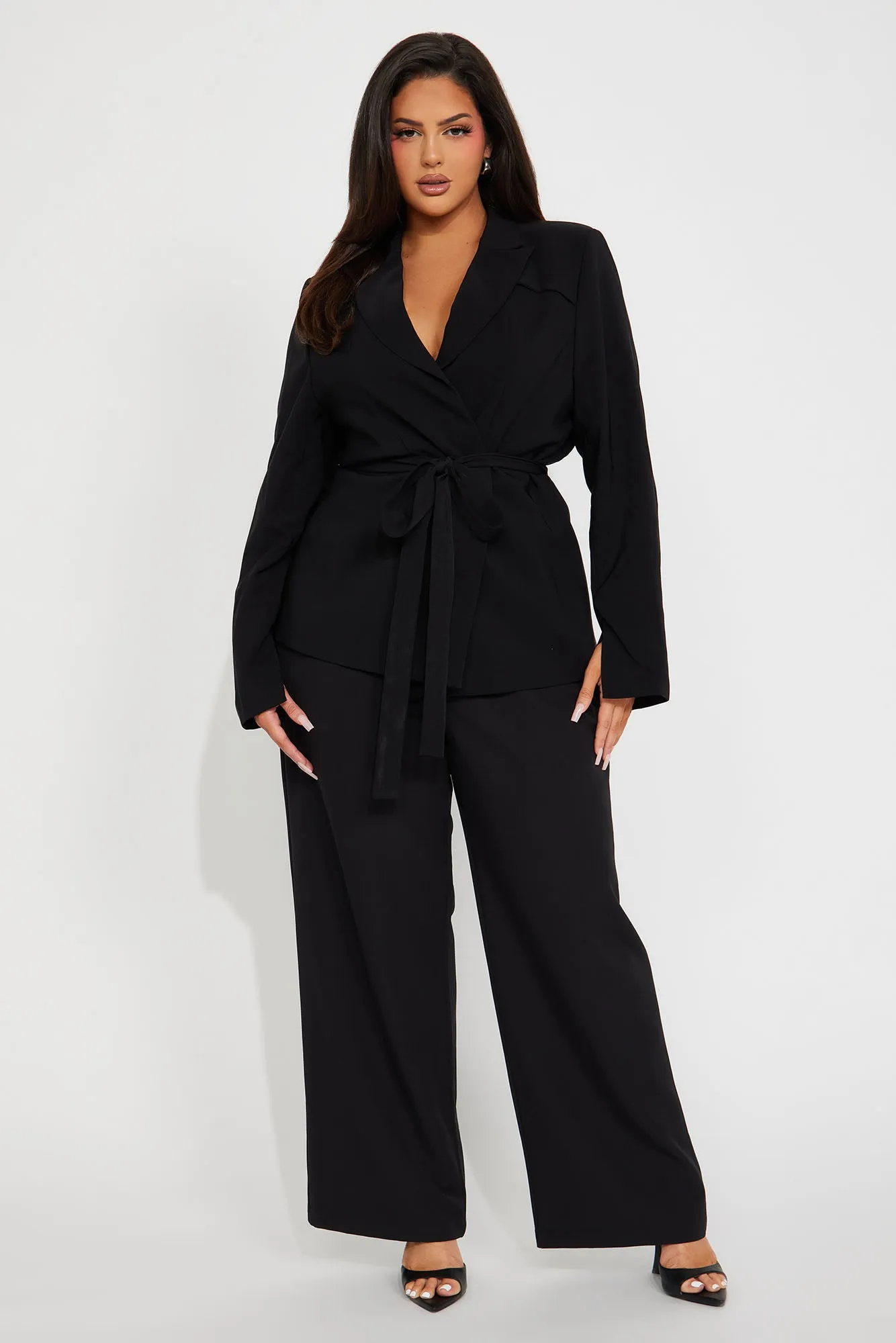 About Her Business Blazer - Black sold by Fashion Nova product image thumbnail 5