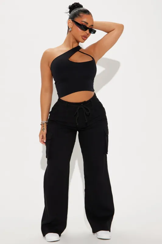 Out For The Day Cargo Pant - Black sold by Fashion Nova