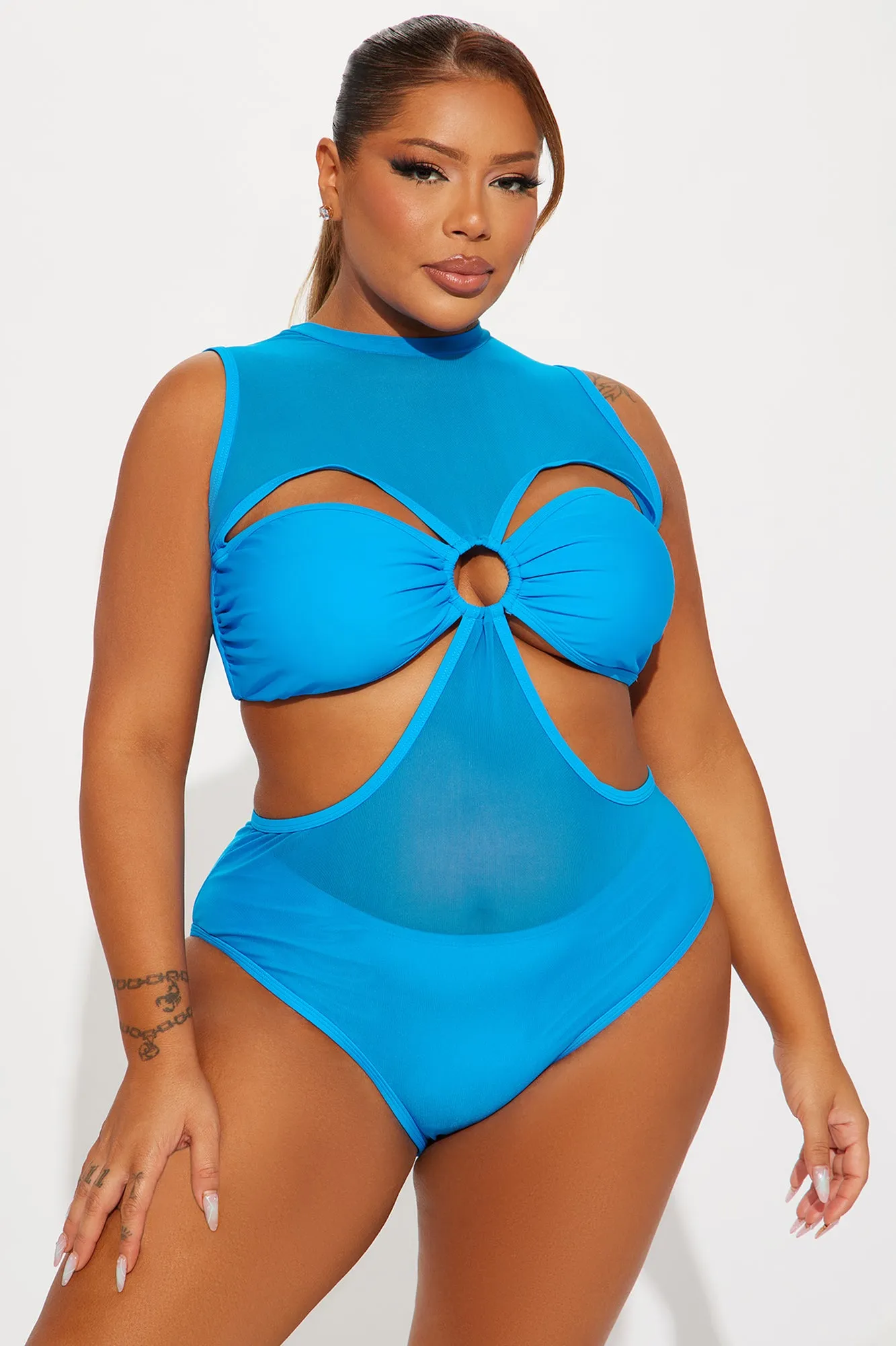 Lyla Halter 1 Piece Swimsuit - Royal sold by Fashion Nova product image thumbnail 4