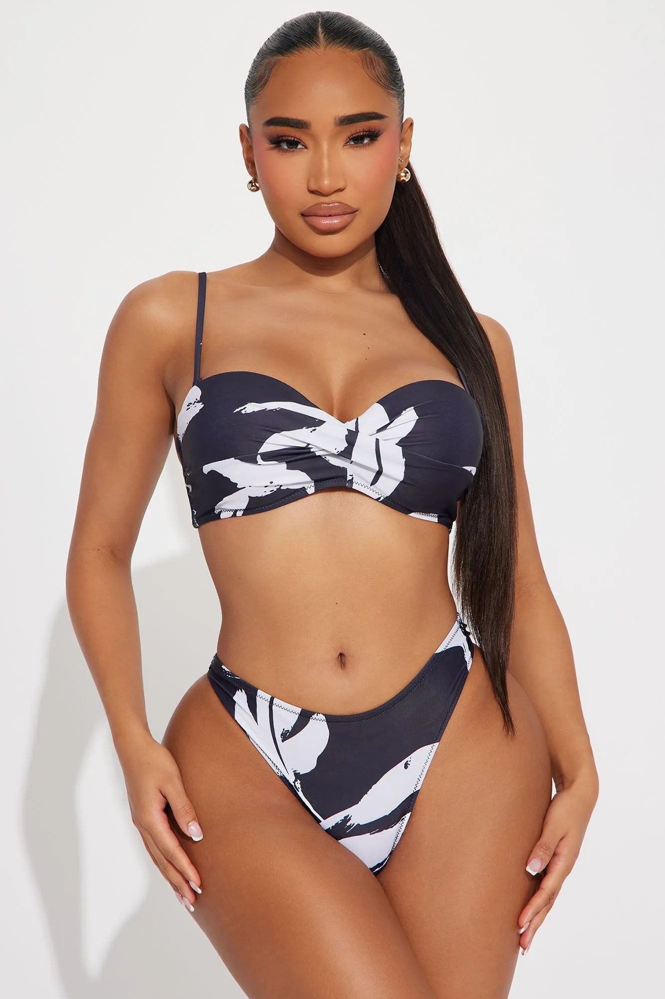 Betty 3 Piece Bikini Set - Black/White sold by Fashion Nova product image thumbnail 2