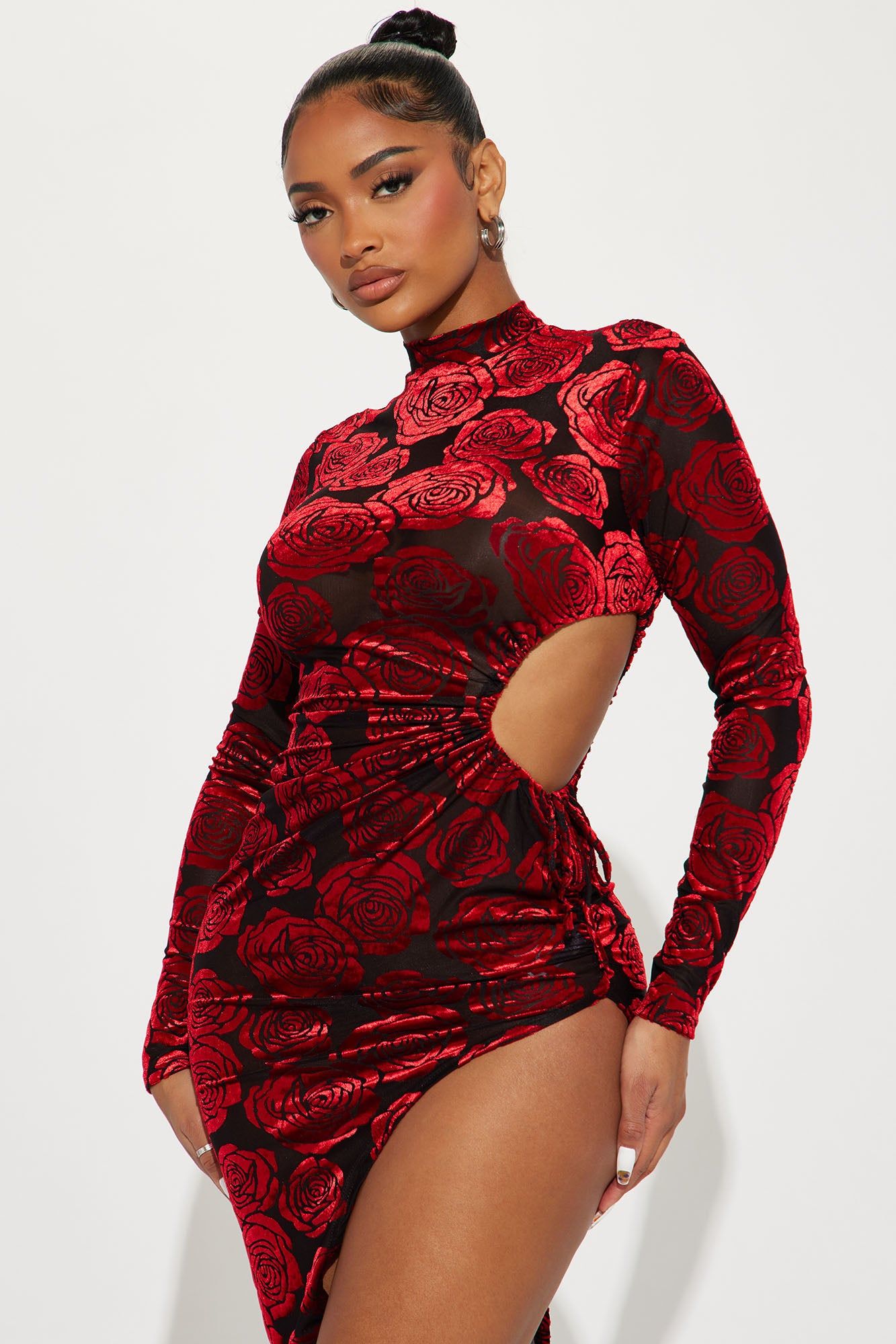 Stop And Smell The Velvet Midi Dress - Black/Red sold by Fashion Nova product image thumbnail 2