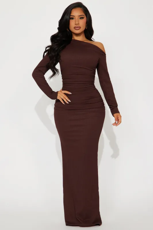 Carolina Off Shoulder Maxi Dress - Brown sold by Fashion Nova